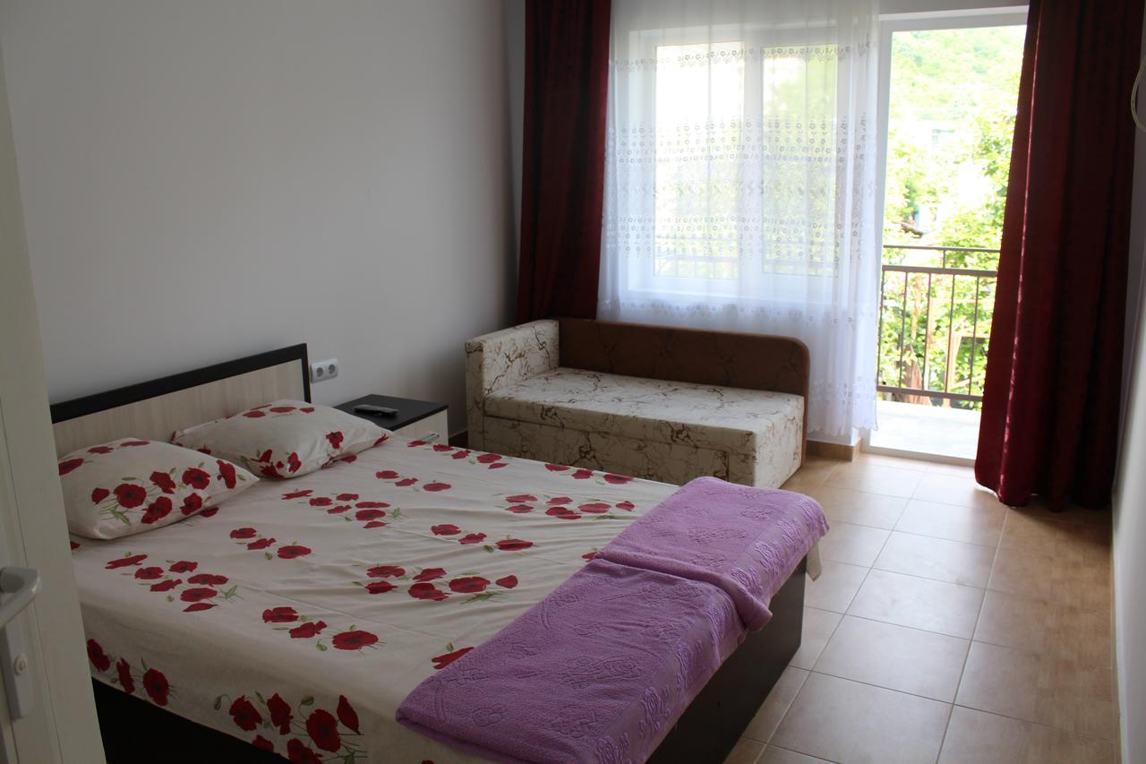 Guest House U Aleny Gagry Zewnętrze zdjęcie